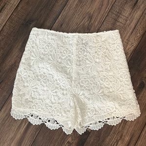 AQUA white crochet lace overlay shorts size S